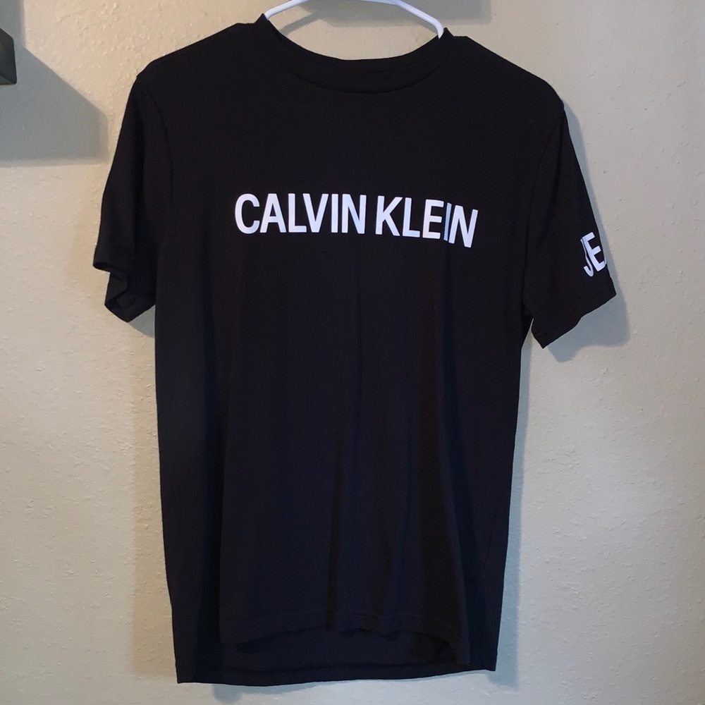Calvin Klein black t-shirt